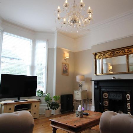 Orwell Villa Elegant Period 5 Bed Close To Town Sleeps 15 Cheltenham Bagian luar foto